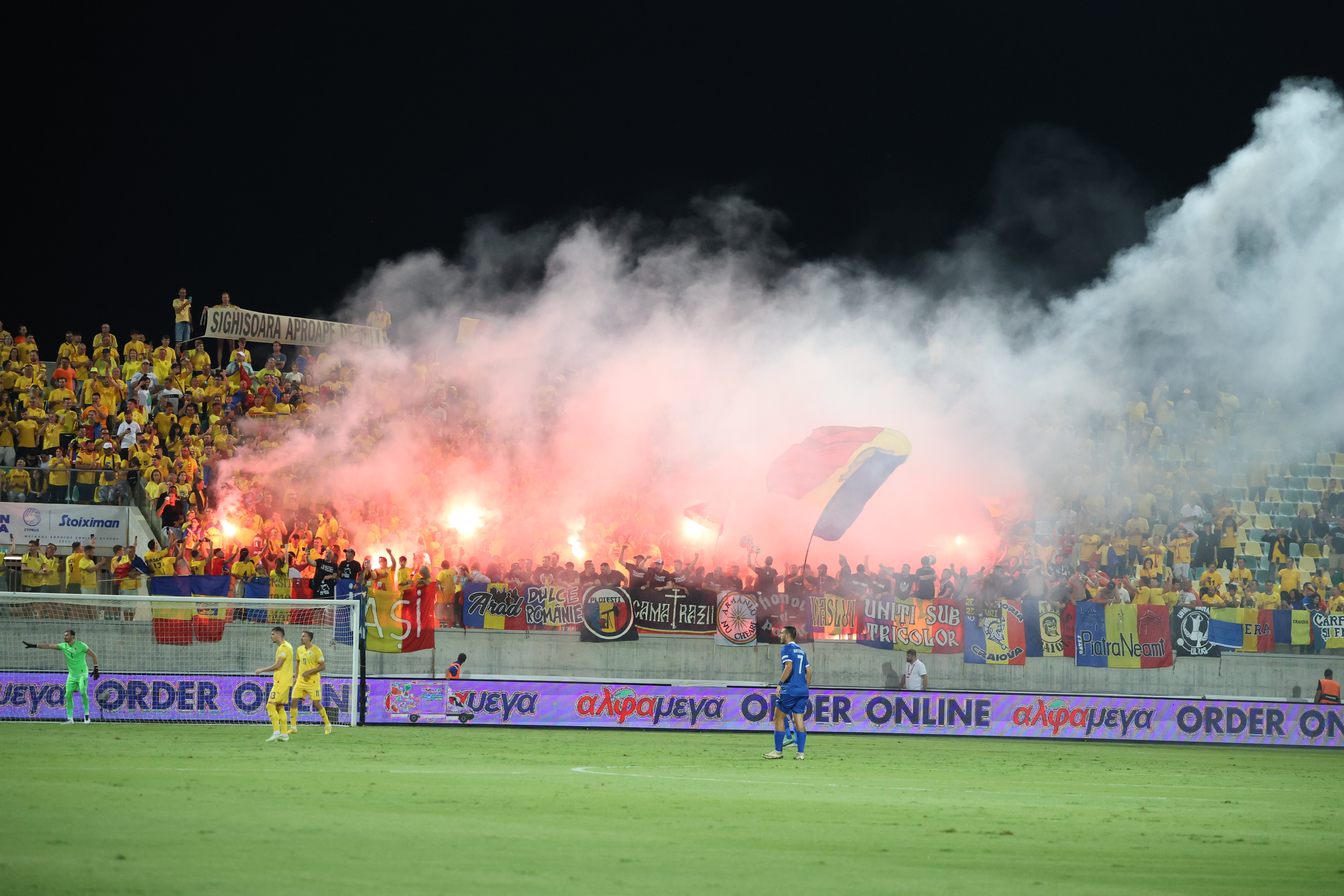 Aspectul care l-a iritat pe Sofronis Avgousti, selecționerul Ciprului, la meciul cu Rom&acirc;nia: &rdquo;I-a &icirc;mpins de la spate!&rdquo;